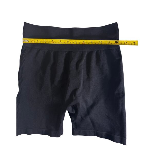 OQQ Ribbed Seamless Biker Shorts Black Size L High Waist 90s Nylon Spandex - Picture 3 of 7